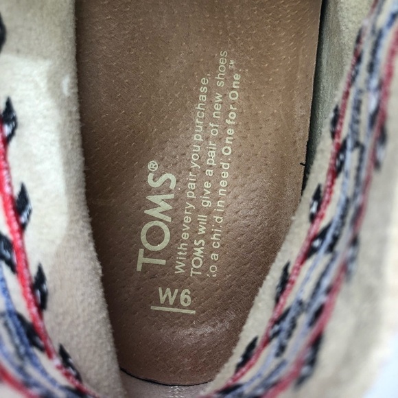 Toms Women’s Sand Desert Tribal Embroidered Suede Chukka Boots Size 6 - Picture 8 of 12